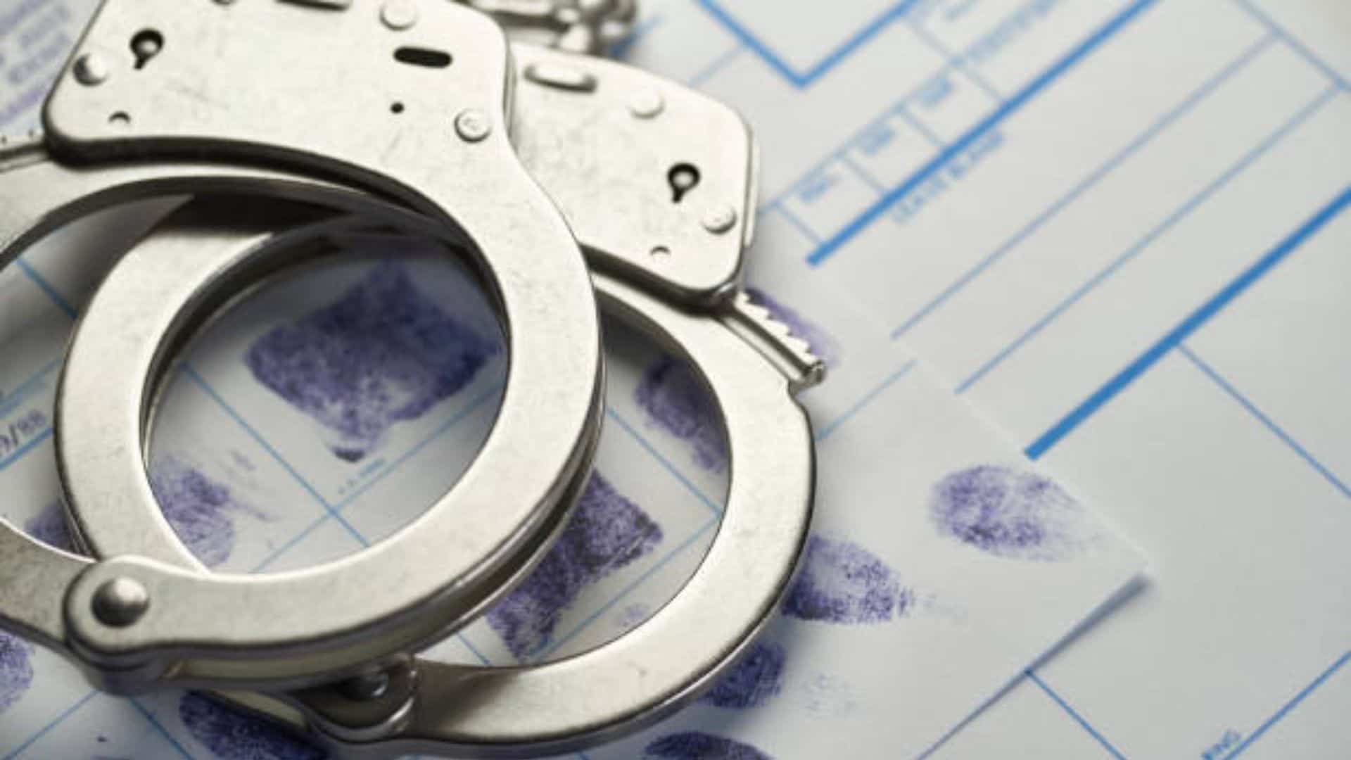 how long does a felony stay in record in florida